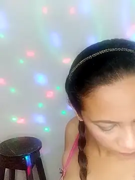 Snapshot of Gema__8 chatting on October 14, 4:13 am Gema 8 online show from October 14, 4:13 am