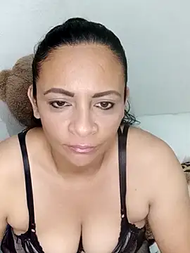 Snapshot of Gema__8 chatting on October 15, 2:11 am Gema 8 online show from October 15, 2:11 am