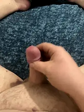 Snapshot of tinychub chatting on November 4, 5:50 am tinychub online show from November 4, 5:50 am