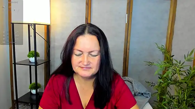 hottyannaa online show from October 16, 2:34 am