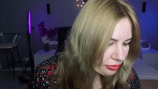 Passion-Blondy online show from May 7, 6:24 pm