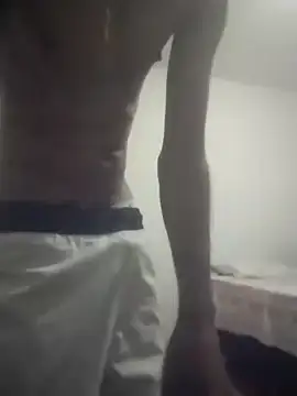 Snapshot of Picamacia20 chatting on March 12, 3:34 am Picamacia20 online show from March 12, 3:34 am