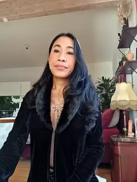 bianca bellamy online show from October 18, 8:37 am