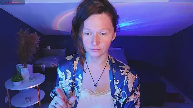 Snapshot of AuroraBorealis__ chatting on October 16, 6:58 am AuroraBorealis online show from October 16, 6:58 am