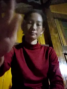 gio-thu online show from October 9, 5:00 pm