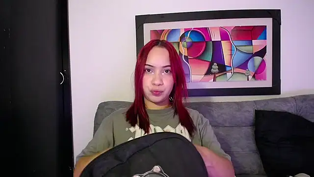 Kari Ruiz  online show from February 6, 8:23 pm