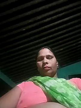 Snapshot of Rt_shreya chatting on May 7, 4:23 pm Rt shreya online show from May 7, 4:23 pm