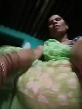 Snapshot of Rt_shreya chatting on May 14, 3:41 pm Rt shreya online show from May 14, 3:41 pm