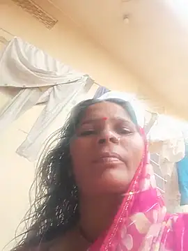 Snapshot of Rt_shreya chatting on June 4, 5:57 am Rt shreya online show from June 4, 5:57 am