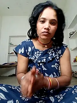 Snapshot of Cuty_tanya chatting on April 21, 11:40 pm Cuty tanya online show from April 21, 11:40 pm