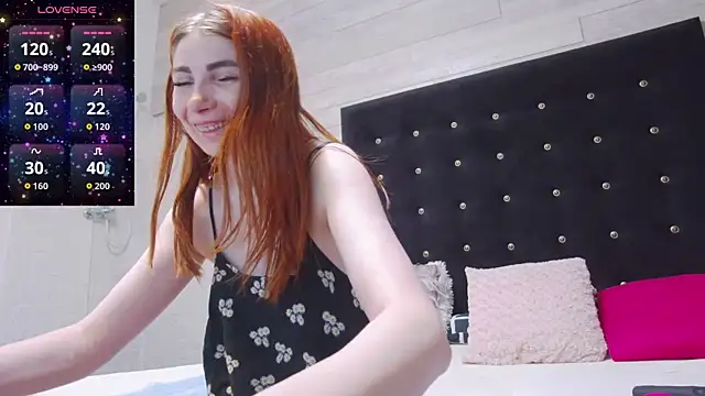 Ella Lizzie online show from July 27, 7:21 pm