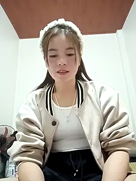 Snapshot of sipy- chatting on November 14, 11:31 am sipy- online show from November 14, 11:31 am