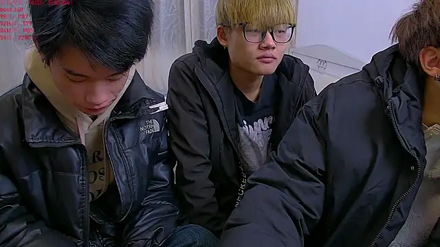 KK-cuteboy online show from December 21, 10:33 am