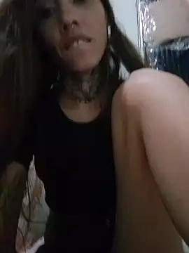 Snapshot of casalskunk chatting on June 9, 11:05 pm casalskunk online show from June 9, 11:05 pm