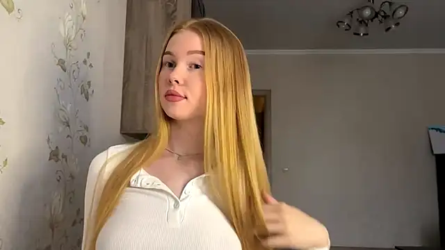 Snapshot of RaguelNicksons chatting on October 18, 8:59 am RaguelNicksons online show from October 18, 8:59 am