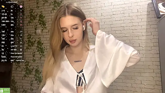 RosalindSherlock online show from November 7, 8:31 pm