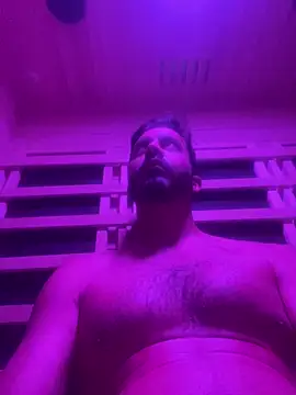 Snapshot of DrDreAu chatting on October 29, 7:43 am DrDreAu online show from October 29, 7:43 am