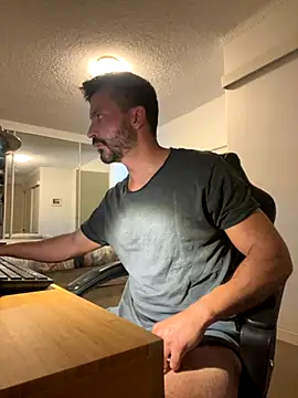 Snapshot of DrDreAu chatting on November 22, 12:26 pm DrDreAu online show from November 22, 12:26 pm