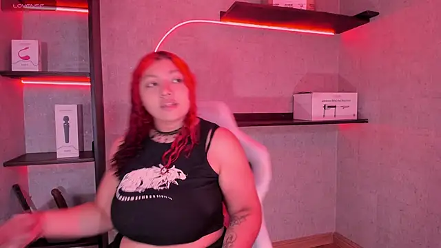 Snapshot of irisfeitan chatting on November 19, 9:53 am irisfeitan online show from November 19, 9:53 am