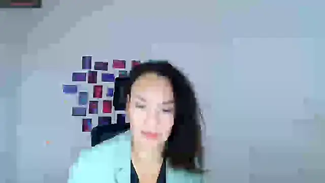 Rosie Rosee online show from January 6, 6:28 am