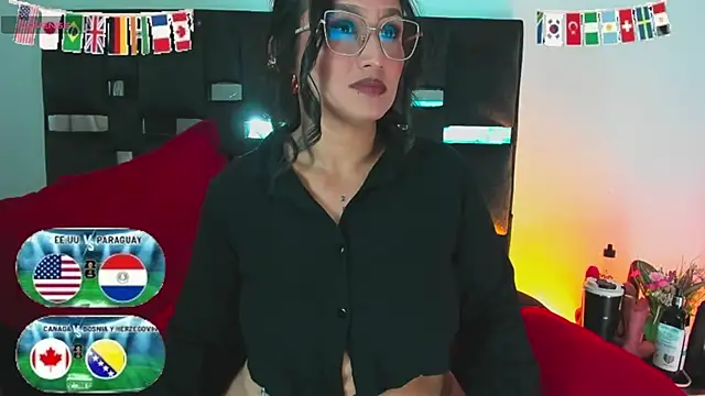 Snapshot of SussySunny_ chatting on June 23, 3:59 am SussySunny online show from June 23, 3:59 am