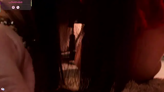 Snapshot of Miahsens chatting on November 8, 4:23 am Miahsens online show from November 8, 4:23 am