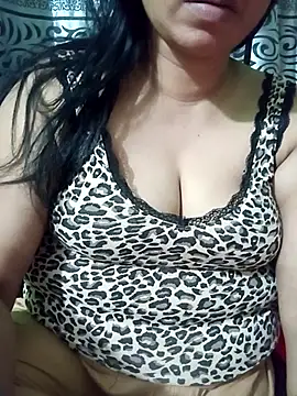 Snapshot of Rubina3344 chatting on October 31, 9:16 pm Rubina3344 online show from October 31, 9:16 pm