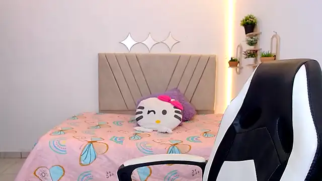 zara cute online show from June 16, 12:08 pm