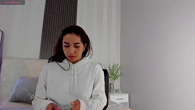 Snapshot of Vittoria_Conti_ chatting on June 18, 5:39 pm Vittoria Conti online show from June 18, 5:39 pm