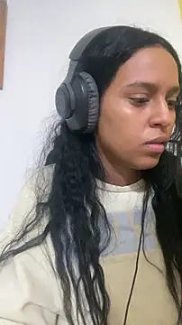 Snapshot of thepicis chatting on October 23, 11:46 pm thepicis online show from October 23, 11:46 pm