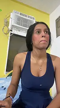 Snapshot of thepicis chatting on November 10, 1:04 am thepicis online show from November 10, 1:04 am