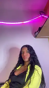 Snapshot of thepicis chatting on November 11, 12:10 am thepicis online show from November 11, 12:10 am