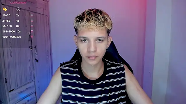 tylernova online show from March 4, 3:23 am