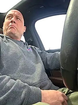 Snapshot of akstr8 chatting on March 25, 5:52 pm akstr8 online show from March 25, 5:52 pm