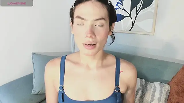 KassMonroe online show from April 29, 7:53 pm