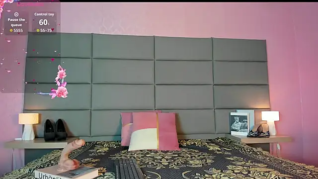 Barbbara sweett online show from July 24, 1:53 pm