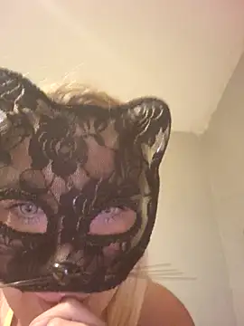 Snapshot of Libertine6259 chatting on July 1, 8:30 pm Libertine6259 online show from July 1, 8:30 pm