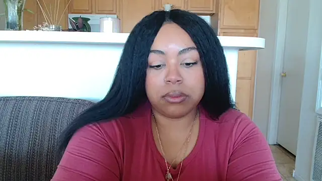 Snapshot of KalaniRose chatting on October 23, 8:18 pm KalaniRose online show from October 23, 8:18 pm