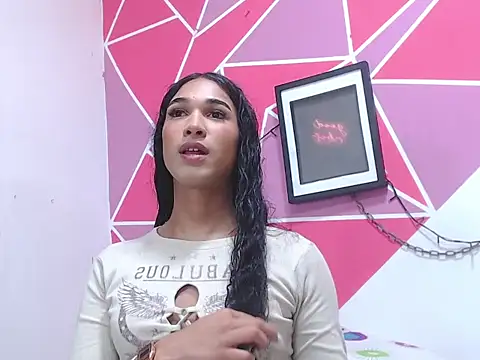 Tifany Adams online show from October 11, 8:07 pm