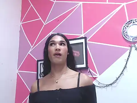 Tifany Adams online show from October 18, 8:31 pm