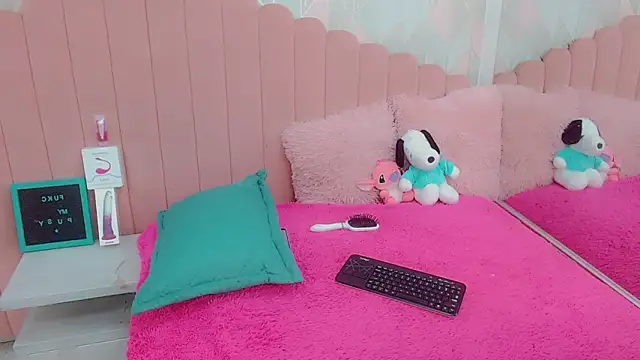 party girl skiny online show from March 15, 3:34 am