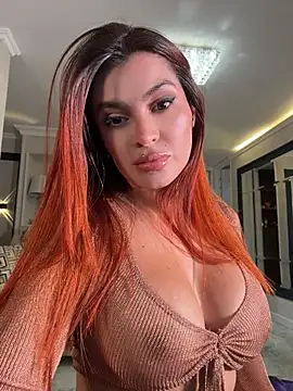 AbrilColls  online show from July 14, 1:30 am