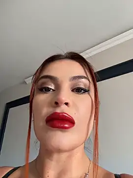 AbrilColls  online show from July 31, 9:47 pm