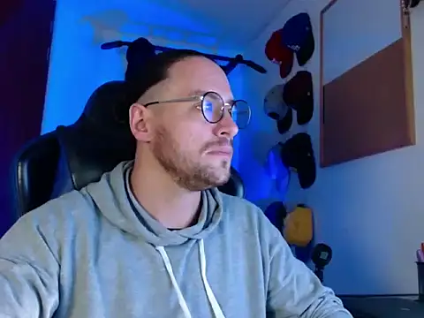 kurt xx online show from November 19, 2:39 pm