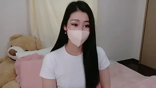 Snapshot of Ran_2323 chatting on January 8, 2:03 am Ran 2323 online show from January 8, 2:03 am