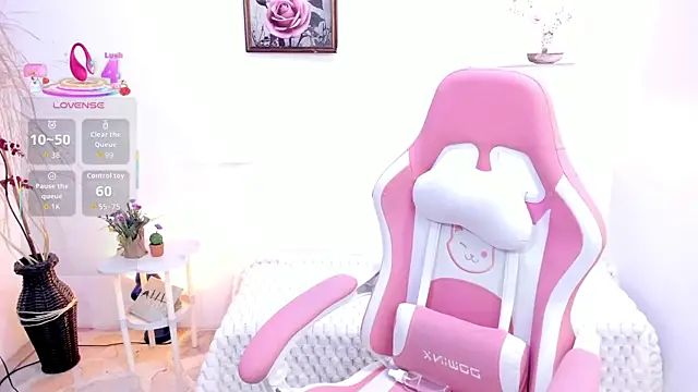 EmmaMyers1 online show from July 8, 10:58 pm