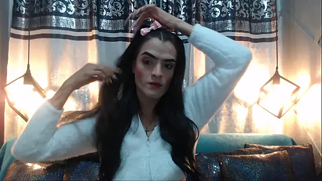 Snapshot of ZAMMIRA chatting on October 20, 5:19 am ZAMMIRA online show from October 20, 5:19 am