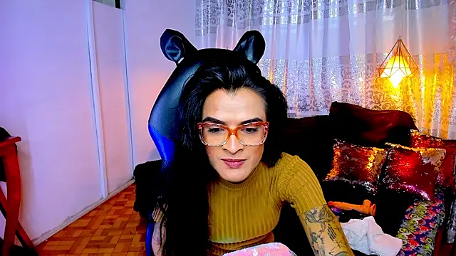 Snapshot of ZAMMIRA chatting on November 3, 6:03 am ZAMMIRA online show from November 3, 6:03 am