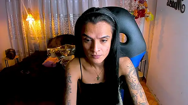 Snapshot of ZAMMIRA chatting on November 15, 5:49 am ZAMMIRA online show from November 15, 5:49 am