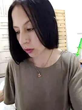 you yuyuu online show from November 21, 9:57 pm